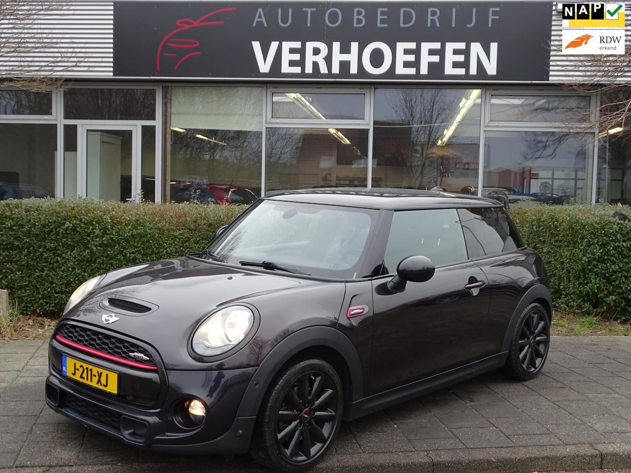 MINI John Cooper Works - S COOPER 2.0 S Chili - STOEL VERW - PARK SENS - CRUISE / CLIMATE CONTR - - AutoWereld.nl