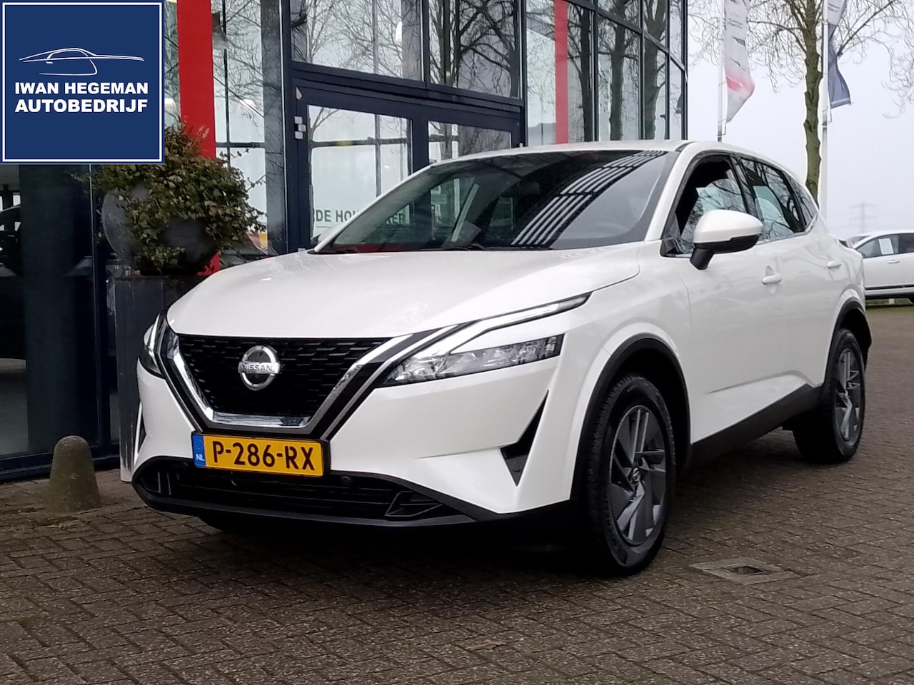 Nissan Qashqai - 1.3 MHEV Xtronic Business Access AUTOMAAT | Navi via Apple Carplay | Cruise Control | Trek - AutoWereld.nl