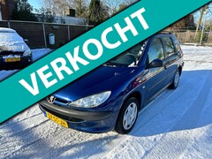 Peugeot 206 SW - 1.4 One-line// schade deur // APK 29-4-2025