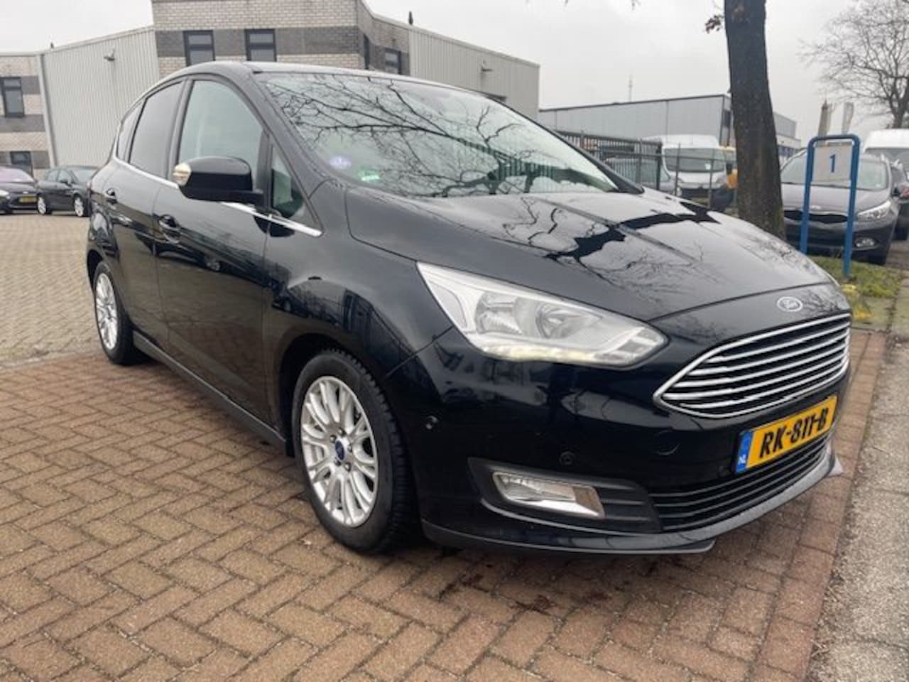 Ford C-Max - 1.5 150pk Titanium Airco/ECC,Navigatie,Camera - AutoWereld.nl