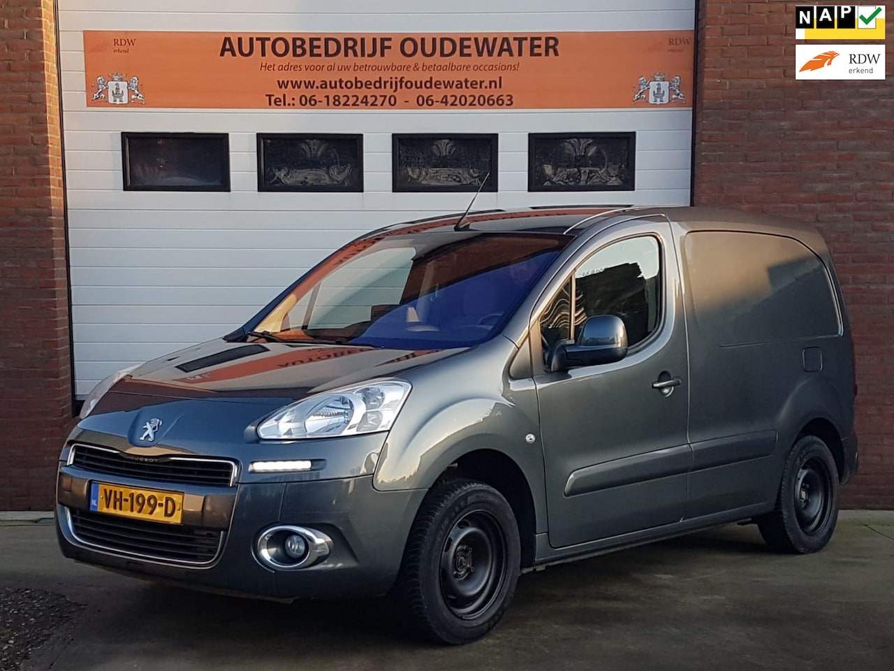 Peugeot Partner - 120 1.6 e-HDI L1 Navteq 120 1.6 e-HDI L1 Navteq - AutoWereld.nl