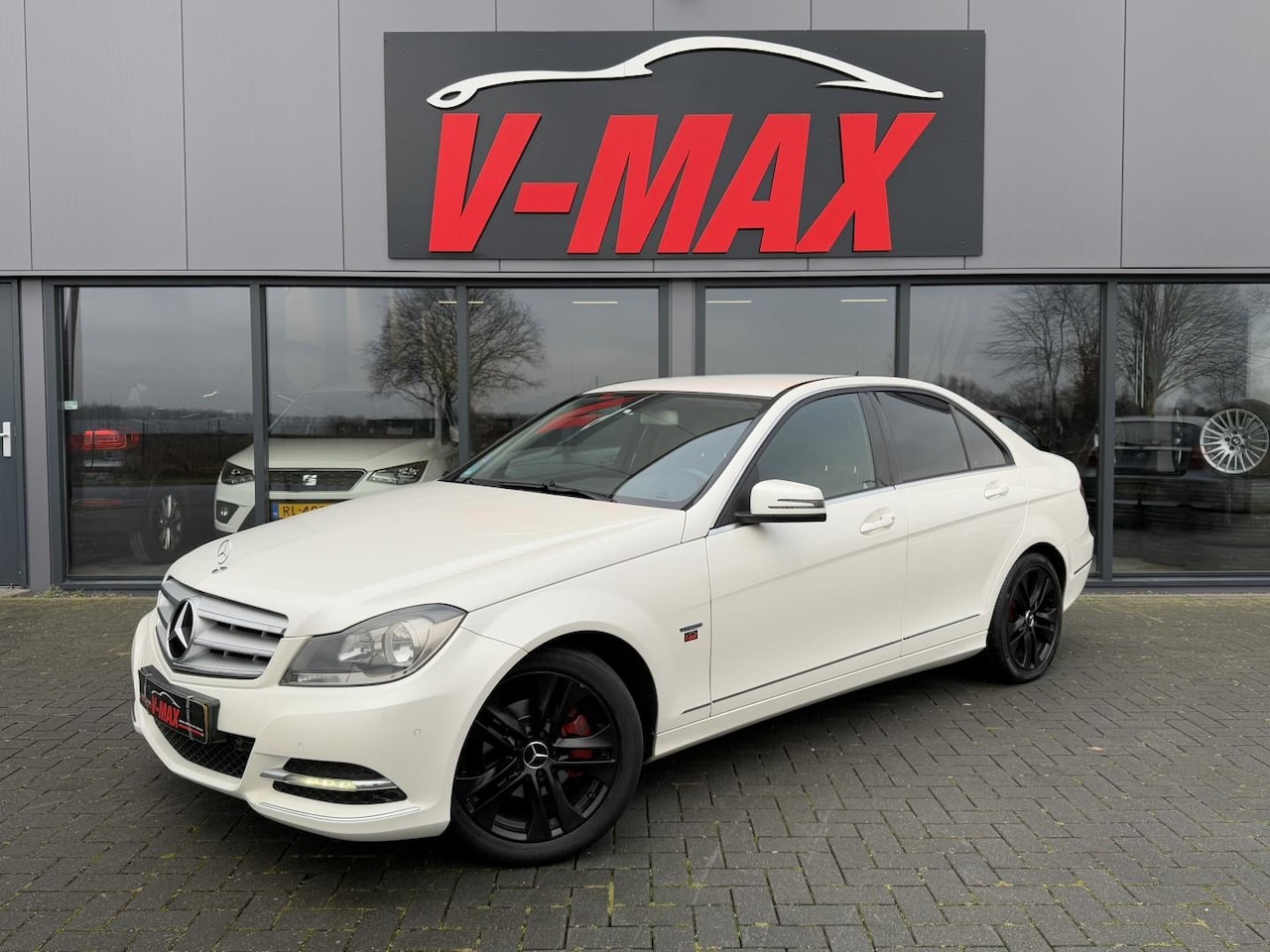 Mercedes-Benz C-klasse - C180 AUT Avantgarde Navi Clima Cruise Pdc - AutoWereld.nl