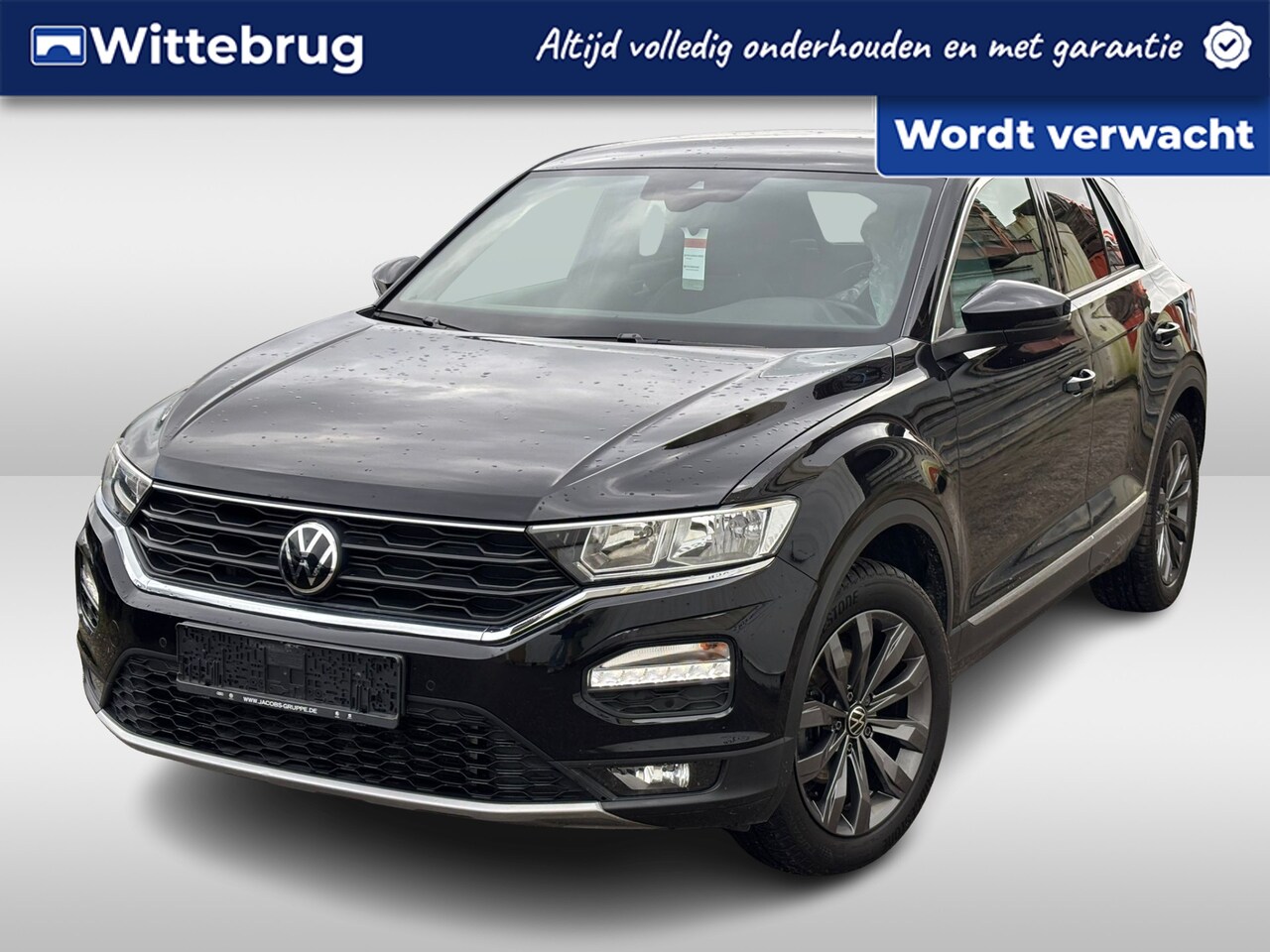 Volkswagen T-Roc - 1.5 TSI Sport / 17"LMV / NAVI - AutoWereld.nl