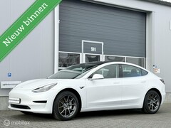 Tesla Model 3 - Standard Range Plus 60 kWh - trekhaak - 1e eig