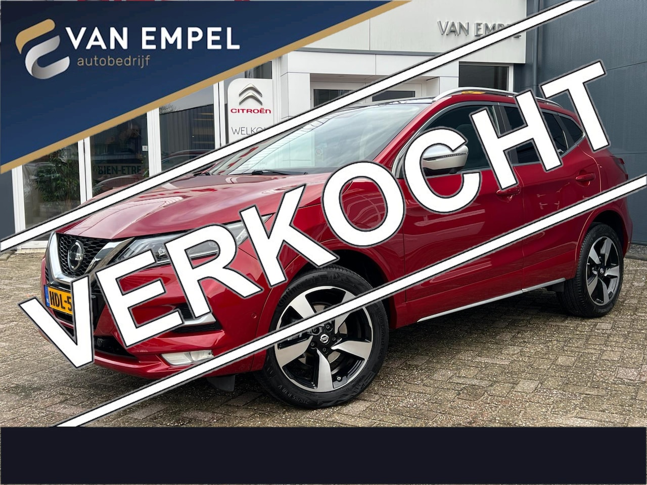 Nissan Qashqai - 1.3 DIG-T Tekna + | Leer | Pano | Adaptive Cruise Control | Trekhaak | - AutoWereld.nl