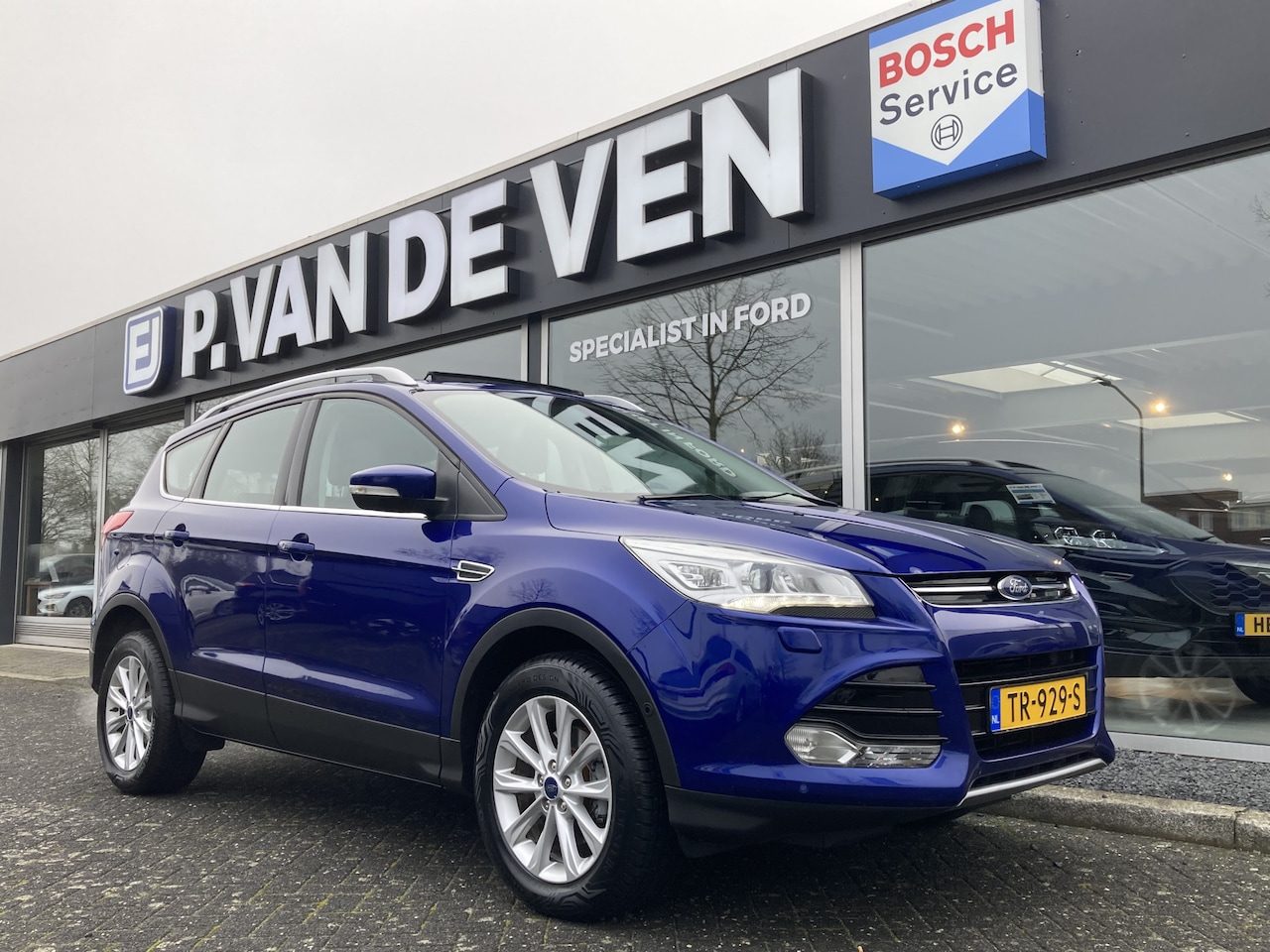 Ford Kuga - 1.5 EcoBoost Titanium 110kW/150pk 6-bak - AutoWereld.nl