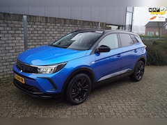 Opel Grandland - 1.2 Turbo GS Line Autom Navi Camera Apple Carplay Clima Cruise 2x PDC Active Safety Brake