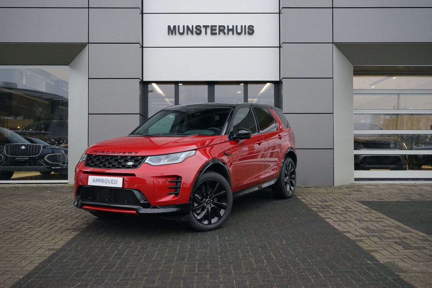 Land Rover Discovery Sport - 1.5 P270e PHEV Dynamic Edition - Panorama Dak - Adaptieve Cruise Control - 20 Inch - AutoWereld.nl