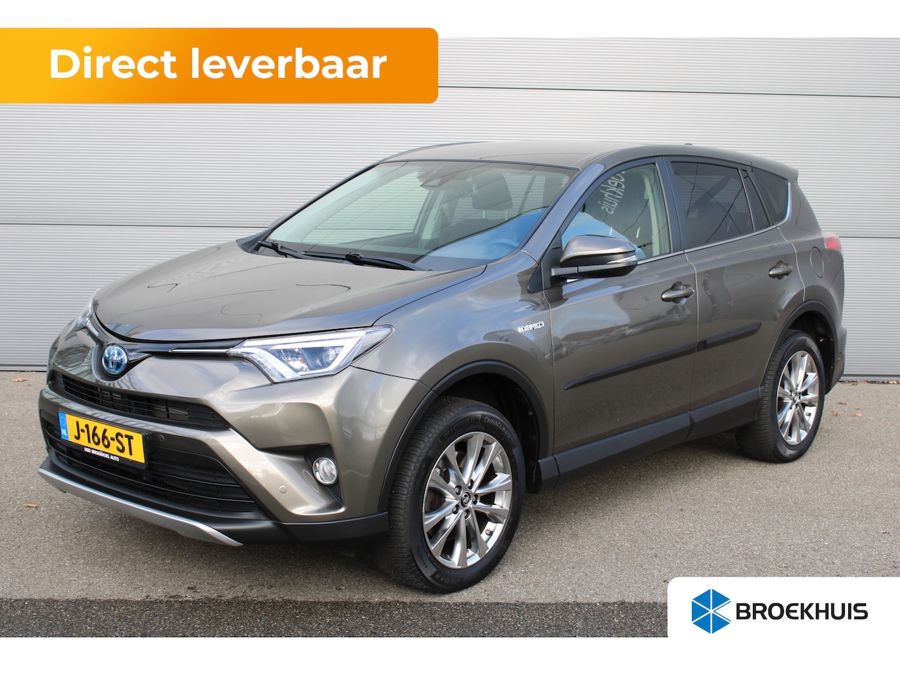 Toyota RAV4 - 2.5 Hybrid AWD Dynamic | NAV | TREKHAAK | AUTOMAAT | 1650kg trekgewicht | NAV | TREKHAAK | - AutoWereld.nl