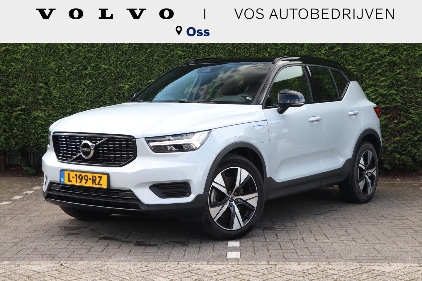 Volvo XC40 - 1.5 T4 Recharge R-Design | Trekhaak | - AutoWereld.nl