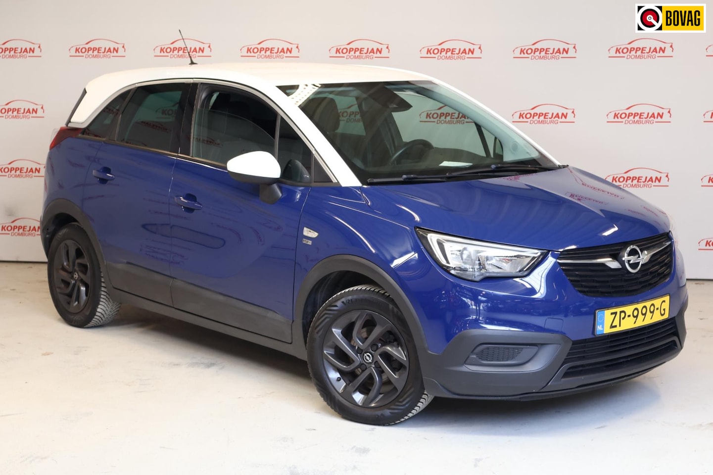 Opel Crossland X - 1.2 120 Jaar Edition NL auto, Trekhaak, All season, cruise controle - AutoWereld.nl