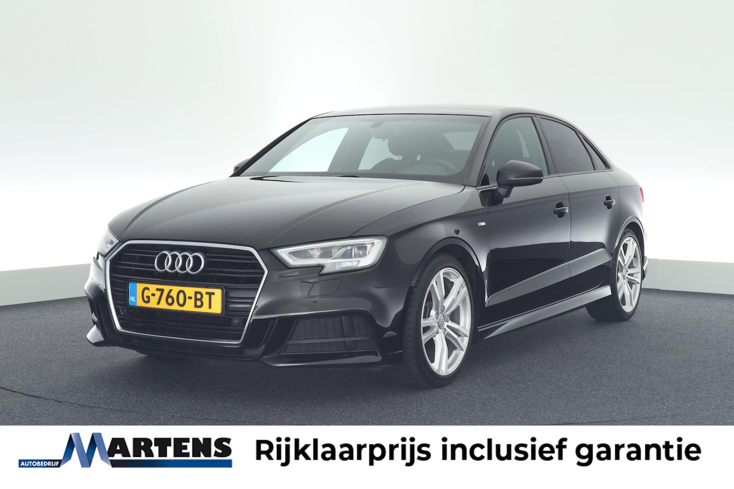 Audi A3 Limousine - 35 TFSI 150pk S-Tronic CoD 2x S-Line B&O Trekhaak Virtual Cockpit Stoelverwarming Navigati - AutoWereld.nl