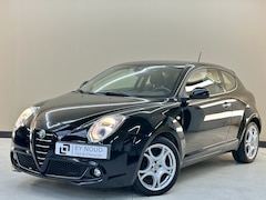 Alfa Romeo MiTo - 1.4 Distinctive, 95Pk, 2009, 2de eigenaar, Sport pakket, Cruise control, 17" Lichtmetalen