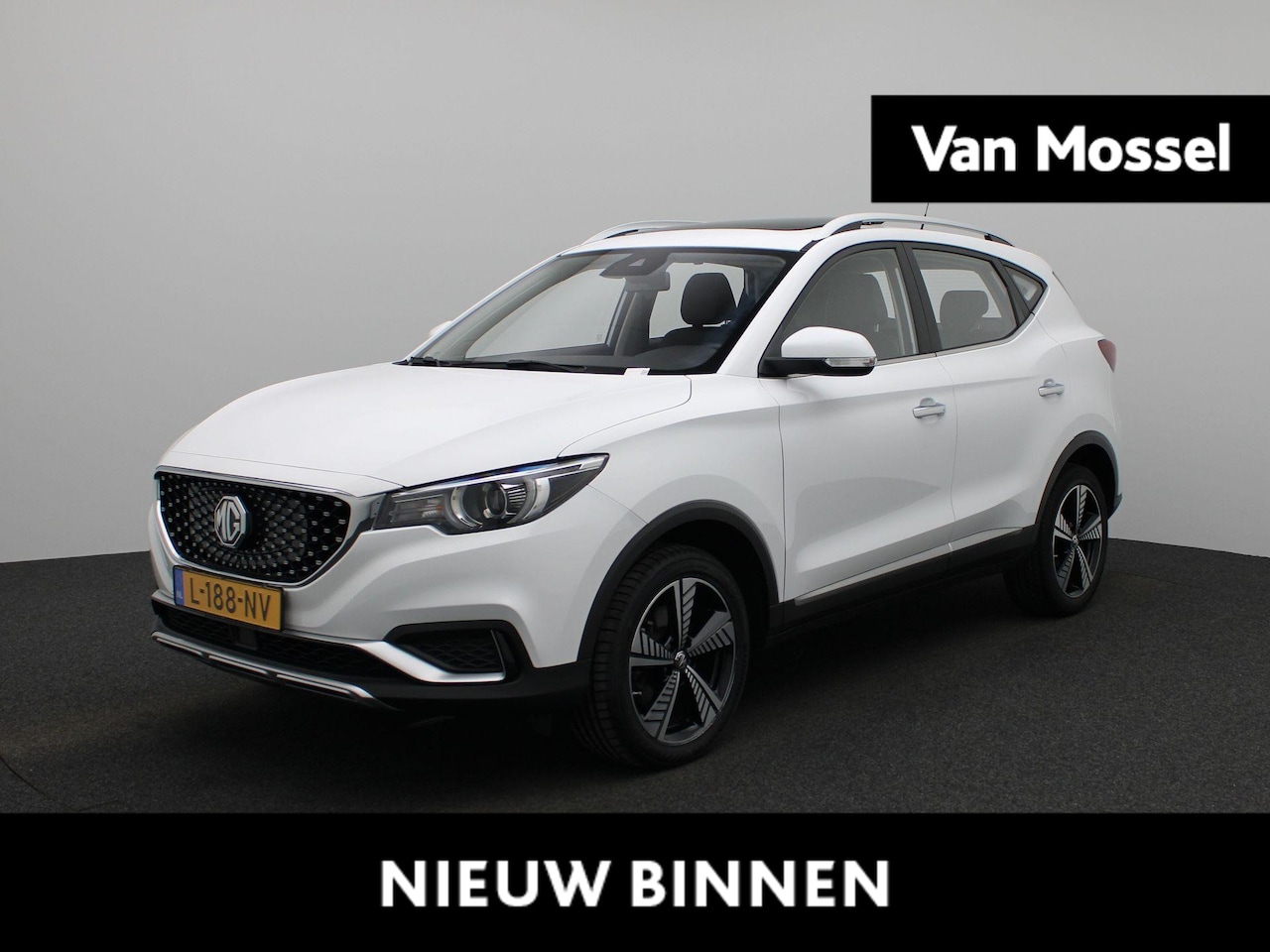 MG ZS - EV Luxury 45 kWh | APPLE CAR PLAY | ACHTERUITRIJCAMERA | KEYLESS GO | CLIMATE CONTROL | CR - AutoWereld.nl