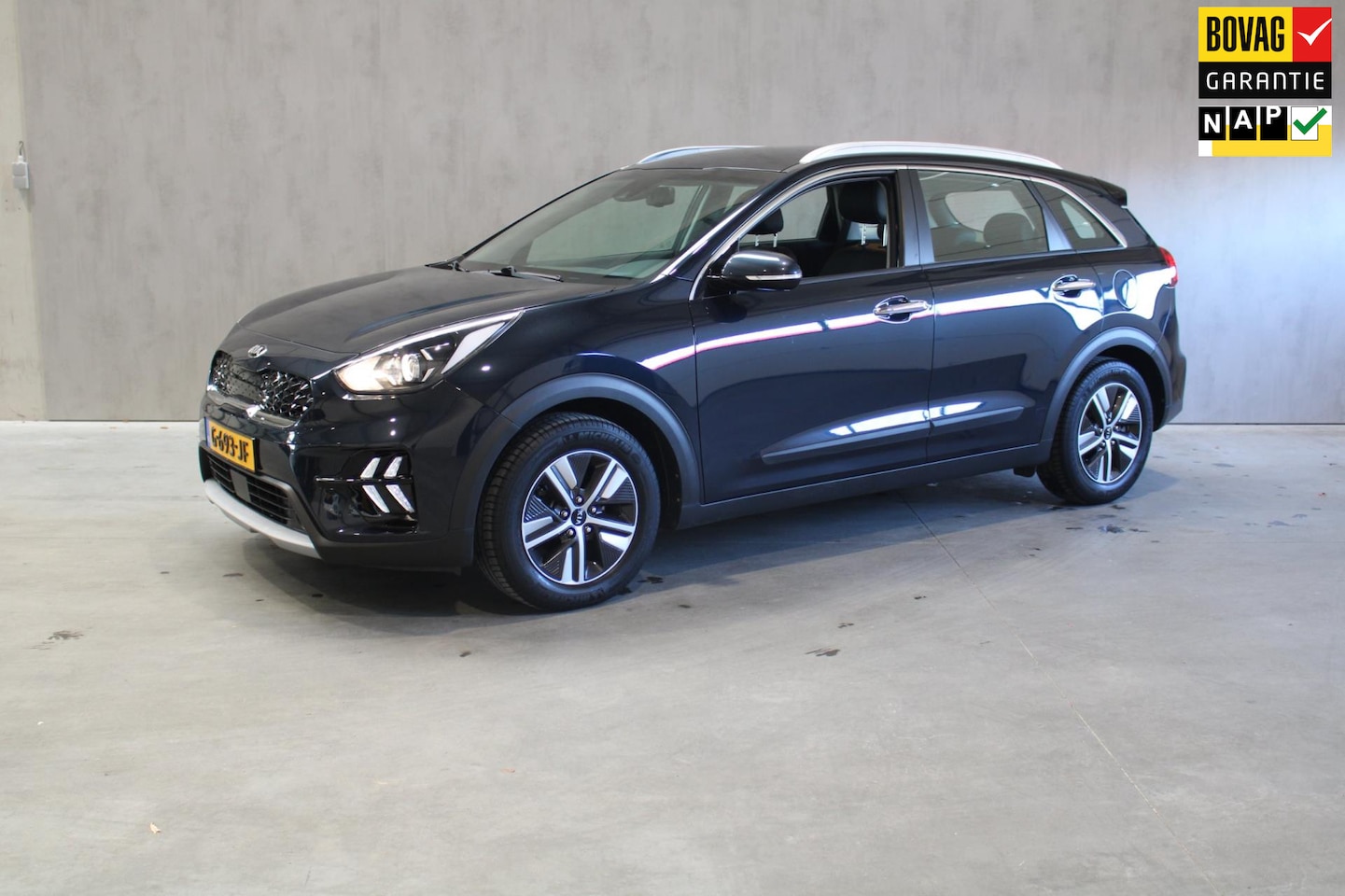 Kia Niro - 1.6 GDi Hybrid DynamicLine Camera/Trekhaak/Rijklaar 12 maanden bovag - AutoWereld.nl