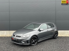 Volkswagen Golf - 1.5 TSI Highline Business R Clima | Navi | ACC | Achterruitrijcamera