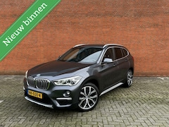 BMW X1 - sDrive20i|HEADS UP|KEYLESS|AUTOMAAT|GROOT DISPLAY