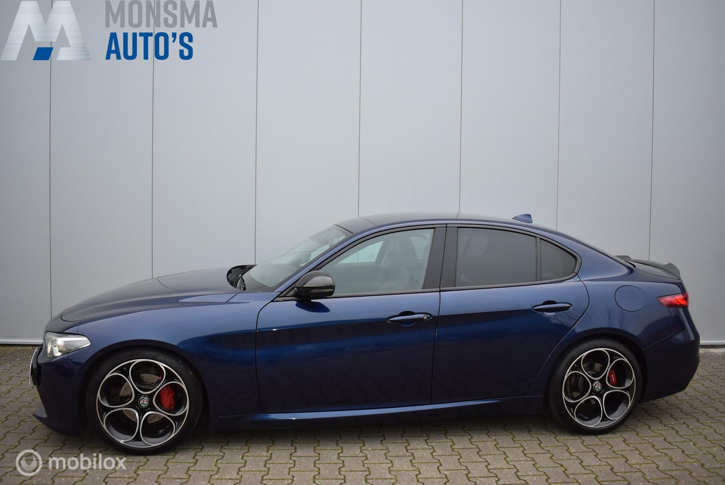 Alfa Romeo Giulia - 2.0T Super 305pk Squadra 19" LMV ACC Leder Memory Keyless | Zeer mooi! - AutoWereld.nl