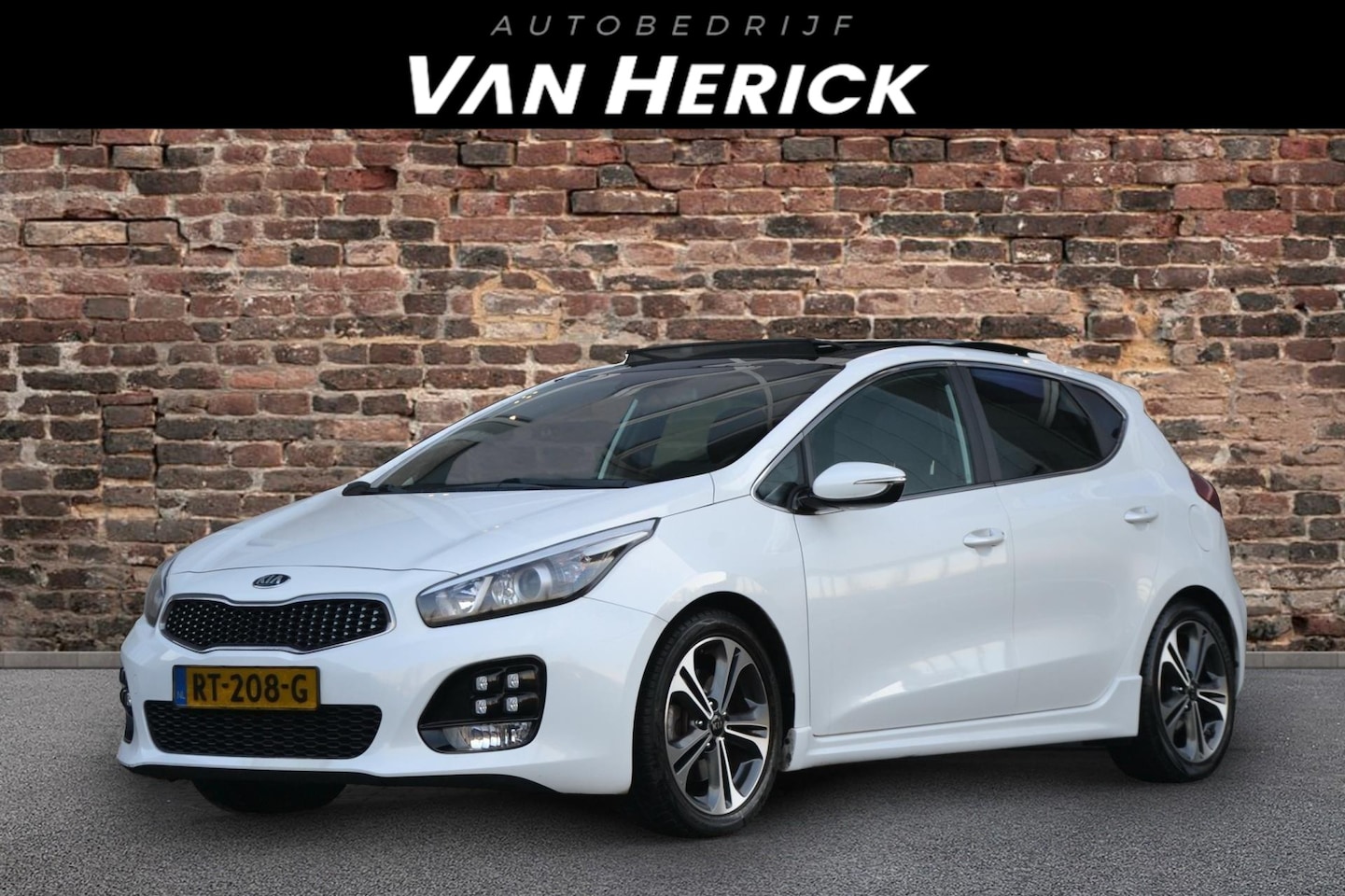 Kia Cee'd - 1.0 T-GDi GT-Line | Schuif-kanteldak | Camera | Clima | Cruise - AutoWereld.nl