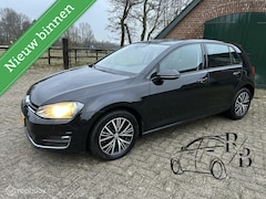 Volkswagen Golf - 1.6 TDI Connected Series NIEUWE MOTOR EXPORTPRIJS