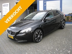 Volvo V40 - 1.6 T3 150PK Momentum