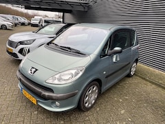 Peugeot 1007 - 1.4 Gentry*NWE APK*104.000 km NAP