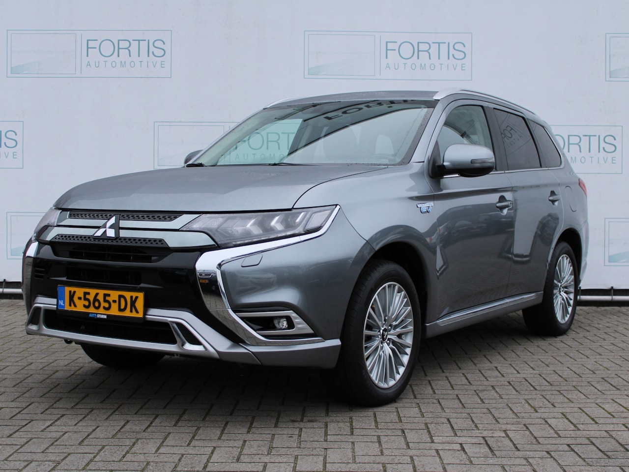 Mitsubishi Outlander - 2.4 PHEV Pure+ NL AUTO | CAMERA | TREKHAAK | STOELVERW | - AutoWereld.nl