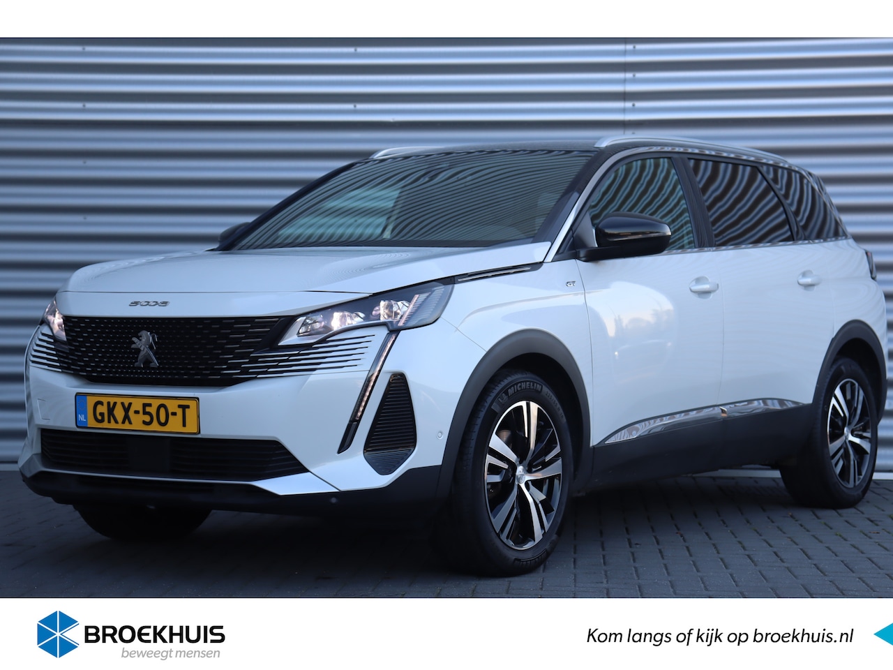 Peugeot 5008 - 1.6 PURETECH 180PK 7-ZITS GT PACK AUTOMAAT / NAVI / CLIMA / PDC / 18" LMV / CAMERA / KEYLE - AutoWereld.nl