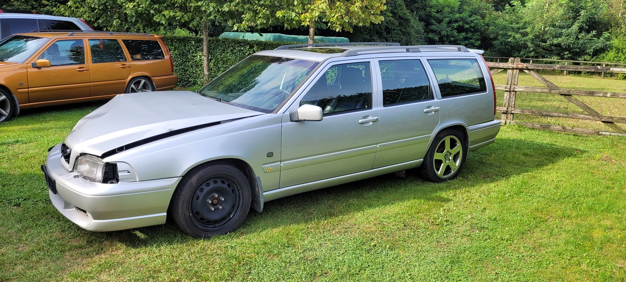 Volvo V70 - 2.3 R AWD - AutoWereld.nl