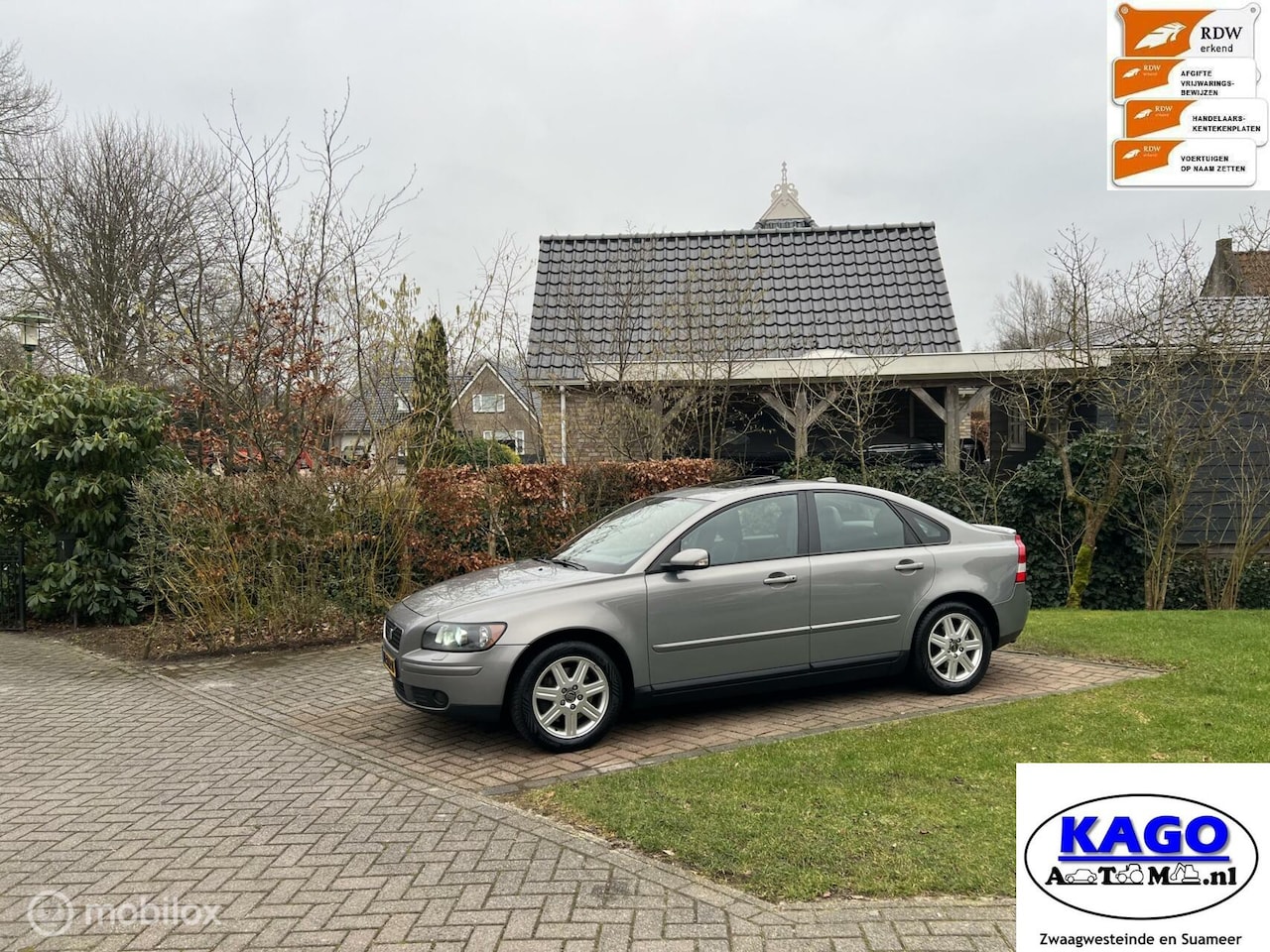 Volvo S40 - 2.5 T5 Summum 2.5 T5 Summum - AutoWereld.nl