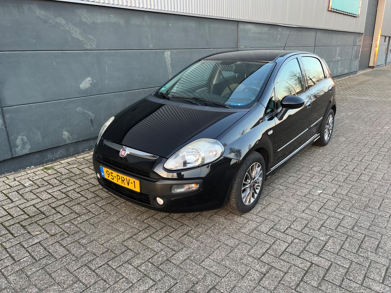 Fiat Punto Evo - 1.3 M-Jet Dynamic 1.3 M-Jet Dynamic - AutoWereld.nl