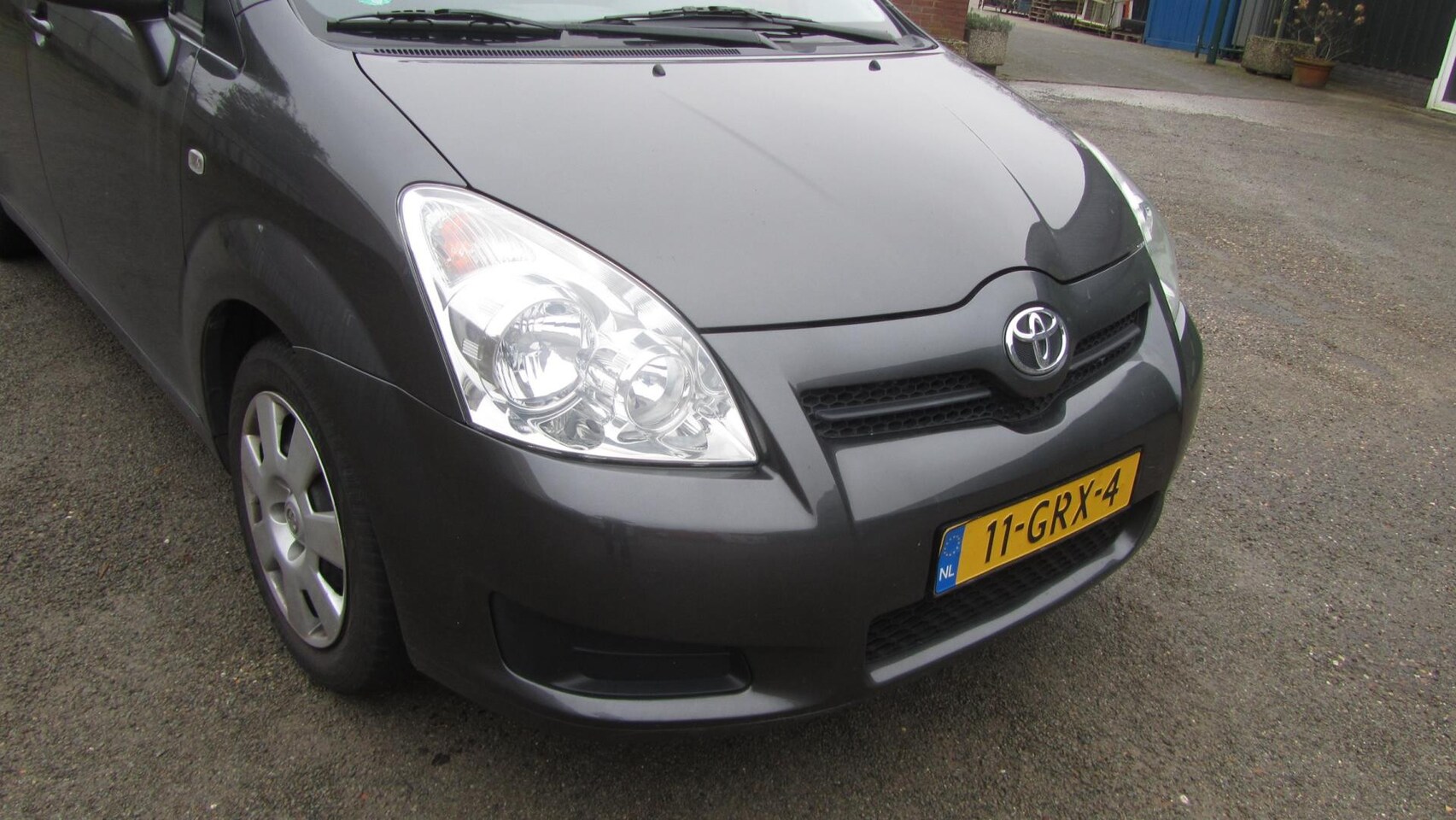 Toyota Verso - 1.6 VVT-i Terra 1.6 VVT-i Terra - AutoWereld.nl