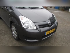 Toyota Verso - 1.6 VVT-i Terra