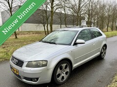 Audi A3 - 2.0 FSI Ambition*LEDER*PANODAK*STOELVERWARMING