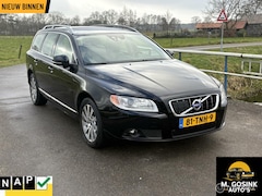 Volvo V70 - 1.6 T4 Limited Edition