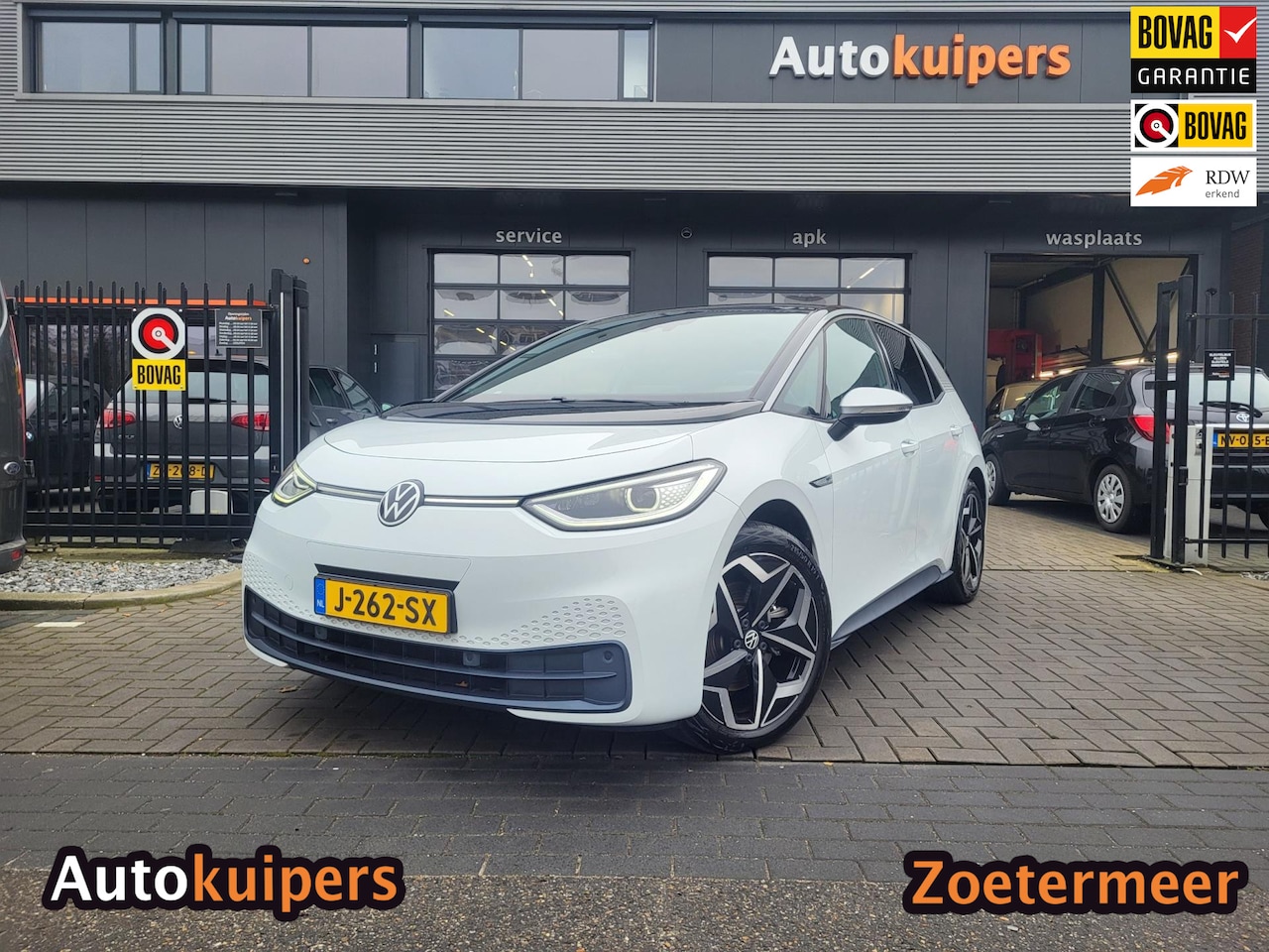 Volkswagen ID.3 - First Plus 58 kWh | Adaptive cruise, IQ light, stoelverwarming, achteruitrijcamera en IQ d - AutoWereld.nl