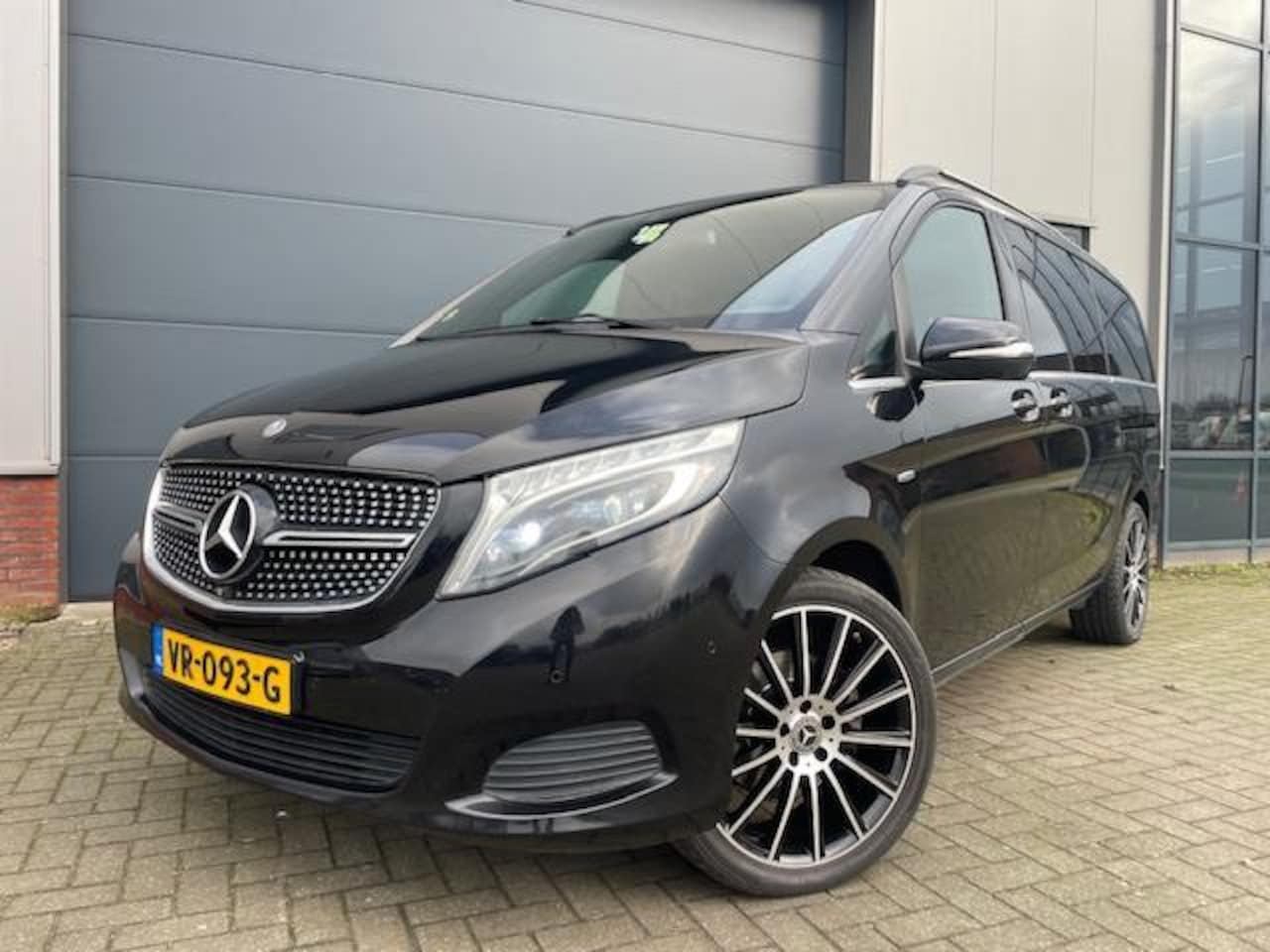 Mercedes-Benz V-klasse - 250d 4-MATIC Lang DC Avantgarde Edition 4X4 Marge - AutoWereld.nl