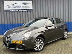 Alfa Romeo Giulietta - 1.4 T Distinctive LEER