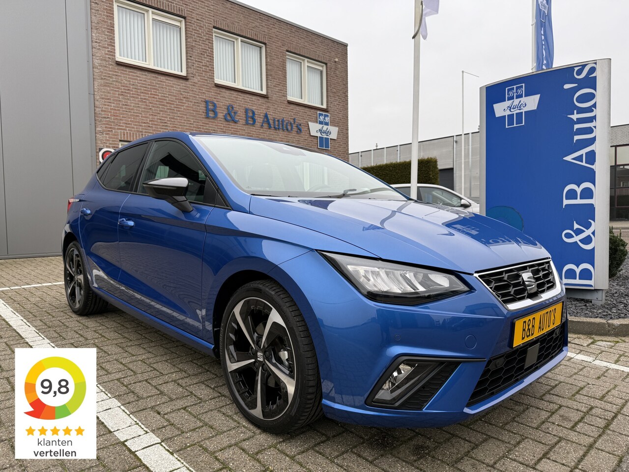 Seat Ibiza - 1.0 EcoTSI 116pk FR Business Connect l 18 INCH l ACC l CAMERA l ECC l LED l NAVI l 8.000km - AutoWereld.nl