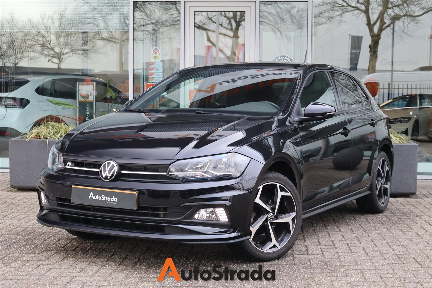 Volkswagen Polo - 1.0 TSI R-LINE 95pk I Navigatie I Climate I Beats | Carplay I ACC - AutoWereld.nl