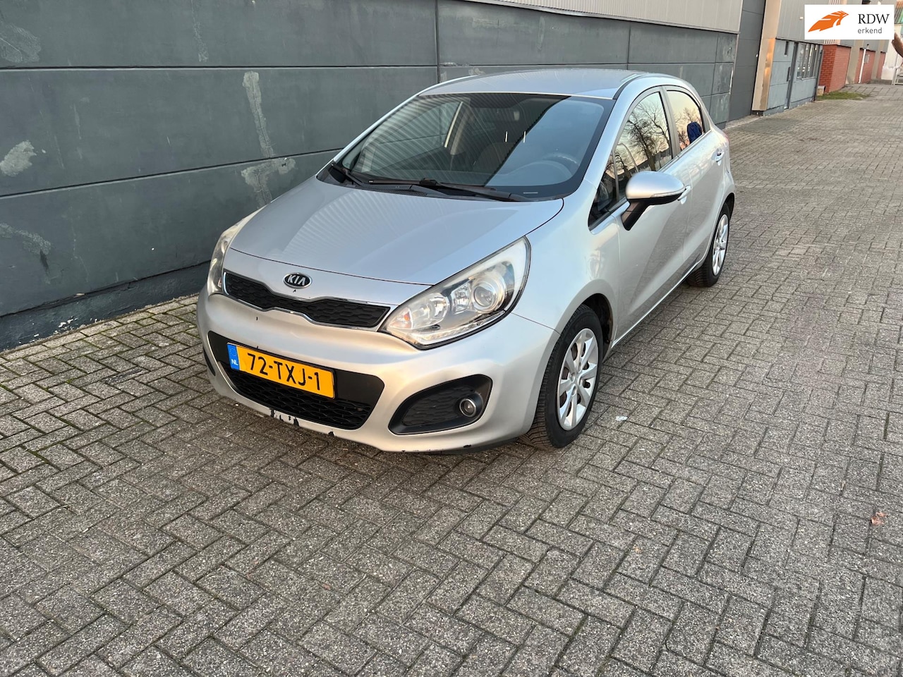 Kia Rio - 1.1 CRDi Plus Pack 1.1 CRDi Plus Pack - AutoWereld.nl