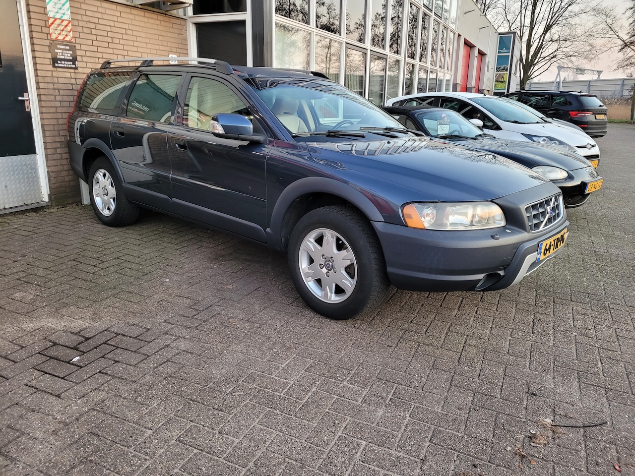 Volvo XC70 - 2.5 T Momentum - AutoWereld.nl