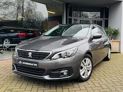 Peugeot 308 - 1.2 PureTech Blue Lease Executive