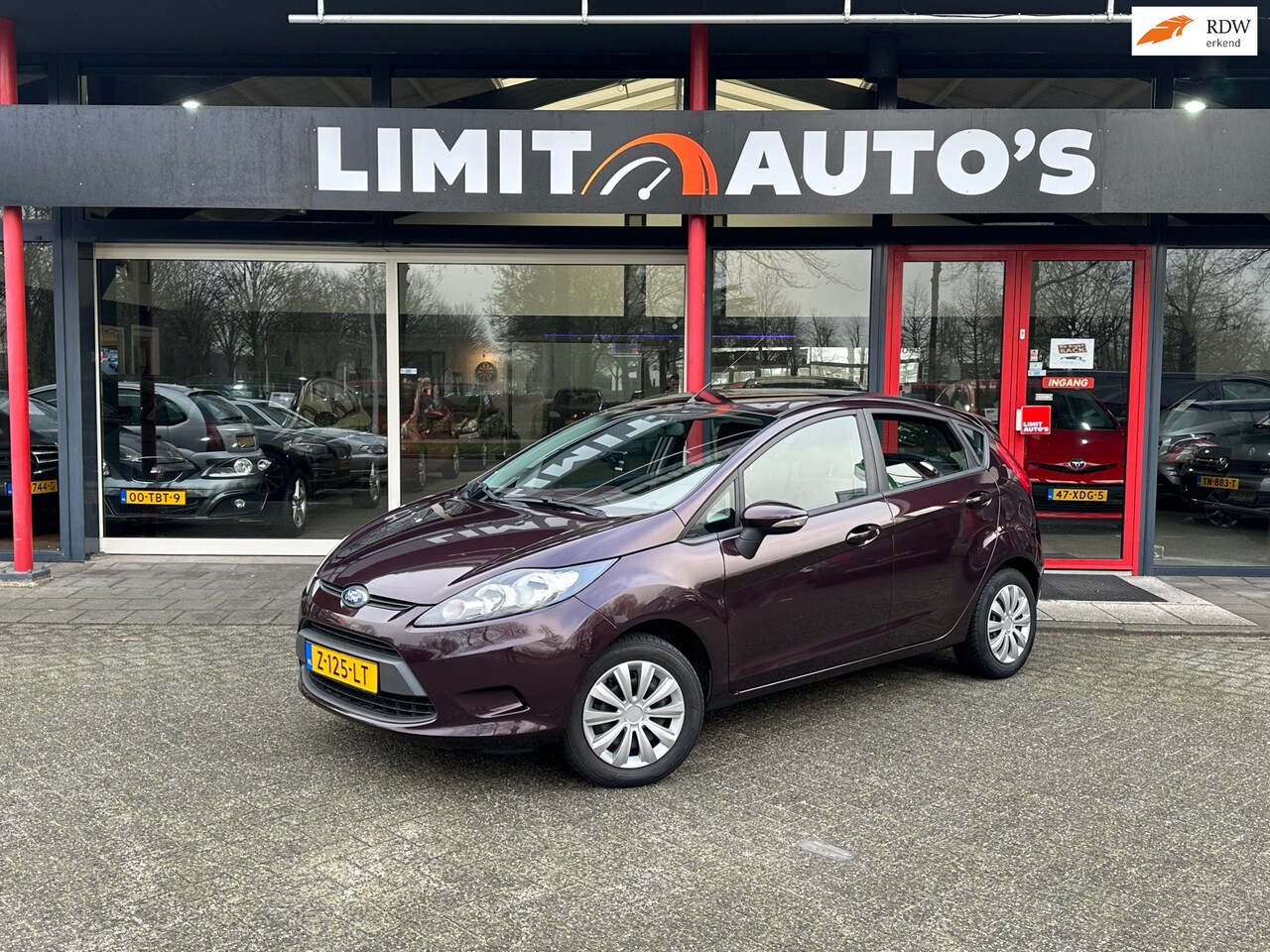 Ford Fiesta - 1.25 Trend Airco/Camera/El.ramen/Trekhaak5drs/Apk - AutoWereld.nl