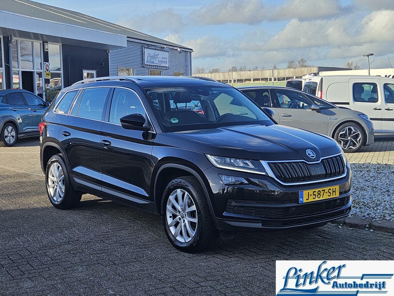 Skoda Kodiaq - 1.5 TSI Business Edition PANO ADAPCRUISE NL-AUTO CANTON - AutoWereld.nl