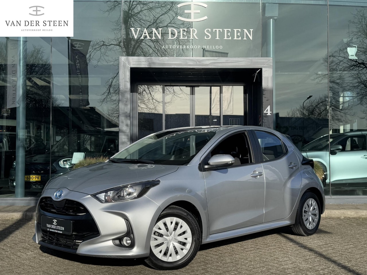 Toyota Yaris - 1.5 Hybrid 115 Active Fabrieksgarantie t/m 2034 | Apple Carplay - AutoWereld.nl