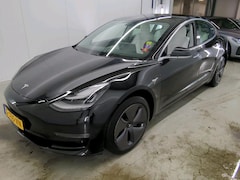 Tesla Model 3 - Long-Range AWD 351pk 75 kWh [ TREKHAAK+WIT LEDER+AUTOPILOT+620KM WLTP+PREMIUM AUDIO ]