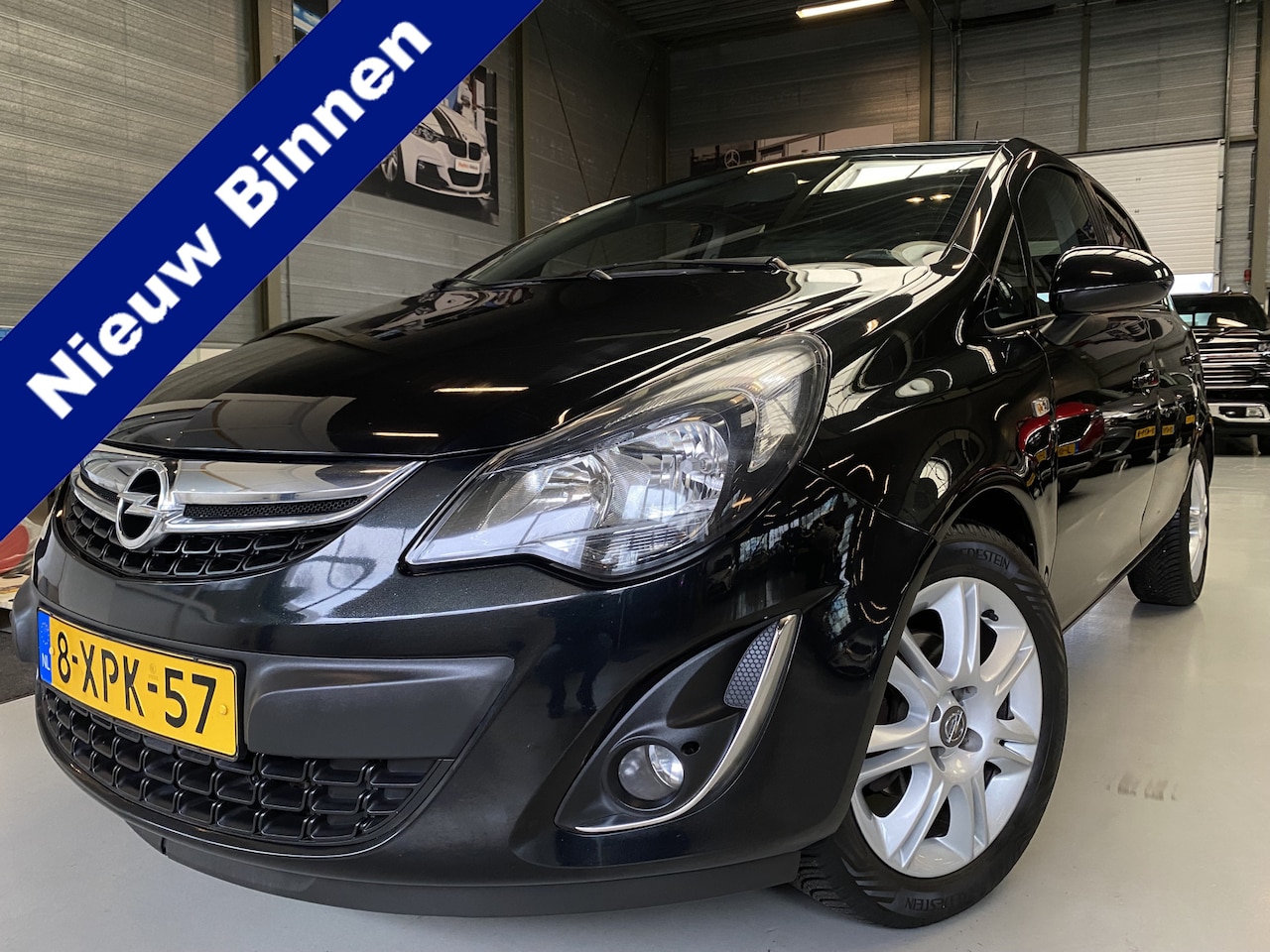 Opel Corsa - 1.2-16V BlitZ Airco, Cruise, Navi, Stoelverwarming - AutoWereld.nl