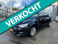 Opel Astra - 1.6 Selection | sport | rijdt top