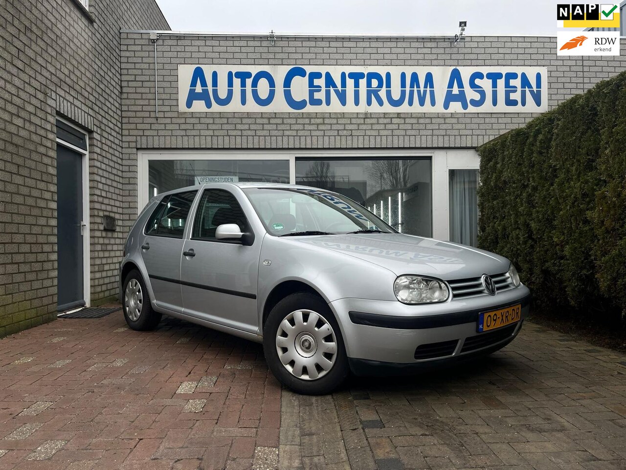 Volkswagen Golf - 1.6-16V Sportline Prachtige staat - AutoWereld.nl